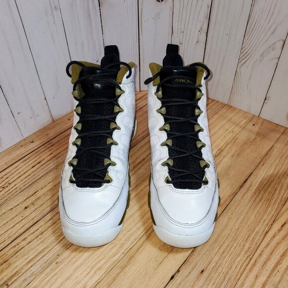 302359 109 Air Jordan 9 Retro BG White/Black-Militia Green 6Y - Picture 2 of 5